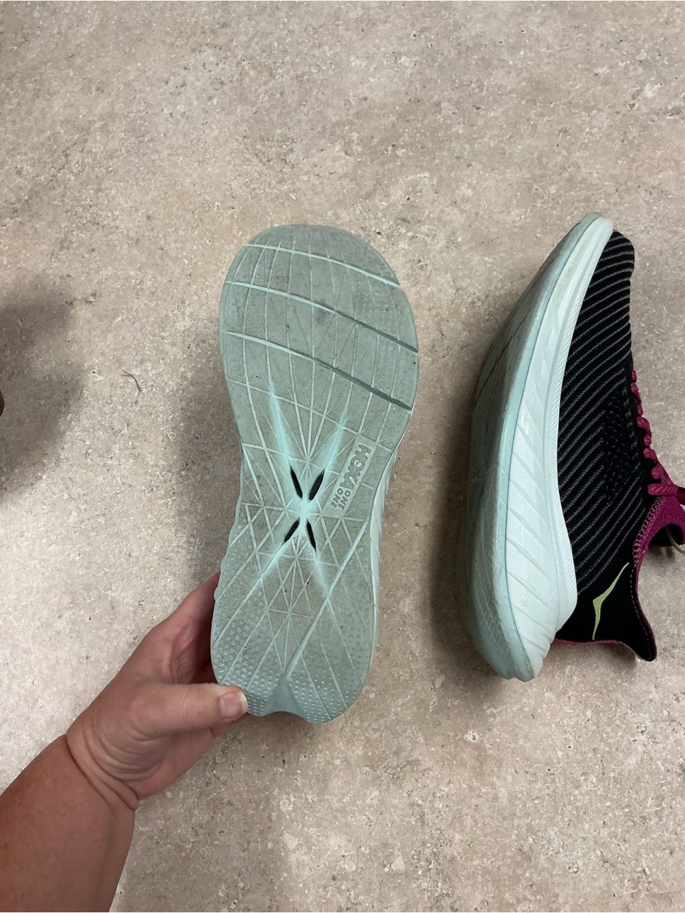 Hoka Carbon X 3 Women’s SZ 7 Running Shoe Festival Fuchsia/Black Hiking Trails - Picture 12 of 13